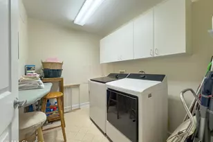 8400 Callie Ave, Morton Grove, IL 60053 - Photo 19