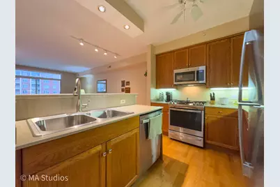 8400 Callie Avenue #312, Morton Grove, IL 60053 - Photo 9