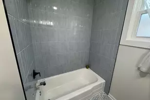 120 Hyde Park Ave, Bellwood, IL 60104 - Photo 19