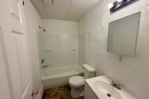 420 8th St, Rockford, IL 61104 - Photo 17