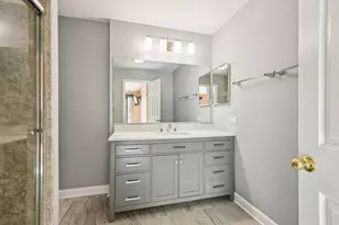 615 Grosse Pointe Cir, Vernon Hills, IL 60061 - Photo 17