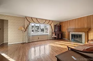 1011 James St, Geneva, IL 60134 - Photo 9