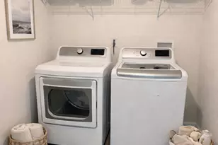 1654 Bentz Way, Batavia, IL 60510 - Photo 11