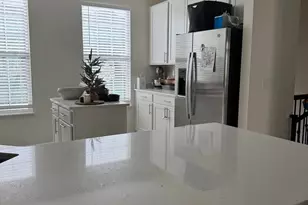 1654 Bentz Way, Batavia, IL 60510 - Photo 3