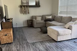 1654 Bentz Way, Batavia, IL 60510 - Photo 5