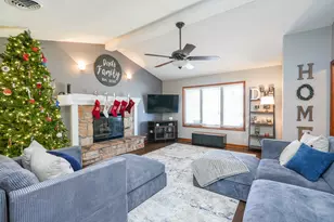 1135 Guinevere Ln, Bourbonnais, IL 60914 - Photo 3