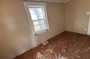 224 E State St, Washburn, IL 61570 - Photo 13