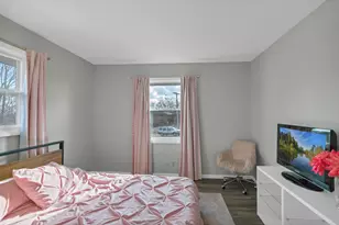 103 Fir St, Lake in the Hills, IL 60156 - Photo 15