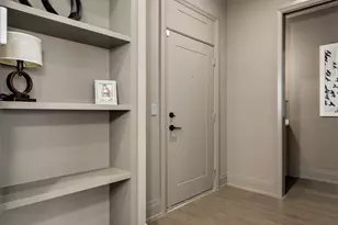 3037 N Lincoln Ave, Chicago, IL 60657 - Photo 17
