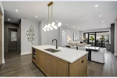 3037 N Lincoln Avenue #204, Chicago, IL 60657 - Photo 9