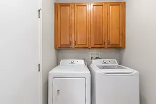 54 Meadows Dr, Gilberts, IL 60136 - Photo 11