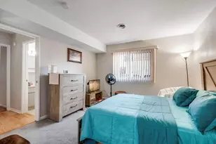 9621 S Karlov Ave, Oak Lawn, IL 60453 - Photo 7