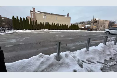 200 E 35th Street, Chicago, IL 60616 - Photo 9