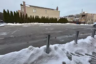 200 E 35th St, Chicago, IL 60616 - Photo 9