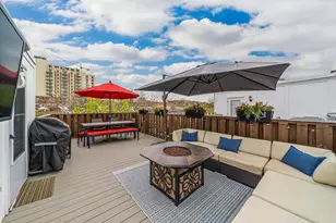 227 W Goethe St, Chicago, IL 60610 - Photo 23