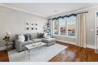 227 W Goethe Street, Chicago, IL 60610 - Photo 5