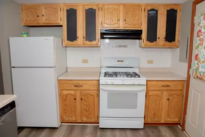 363 Meadow Green Lane #363, Round Lake Beach, IL 60073 - Photo 9