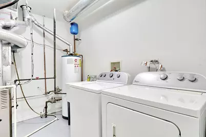 714 S Rosehall Lane, Round Lake, IL 60073 - Photo 27