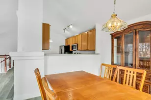 714 S Rosehall Ln, Round Lake, IL 60073 - Photo 9