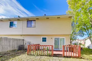 1018 Pheasant Run Ln, Aurora, IL 60504 - Photo 21