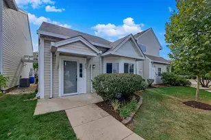 372 Windsong Ct, Bolingbrook, IL 60440 - Photo 3