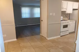 10748 S Harlem St, Worth, IL 60482 - Photo 7