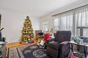 1550 Marquette Rd, Joliet, IL 60435 - Photo 9