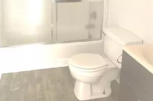 238 W 31st St, Chicago, IL 60616 - Photo 3