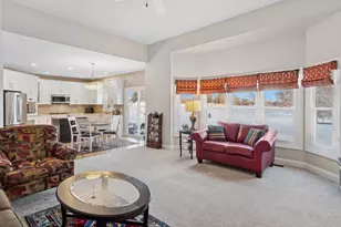 2819 Clarissa Ln, Aurora, IL 60502 - Photo 13