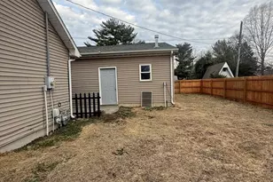 312 E 11th St, Georgetown, IL 61846 - Photo 21