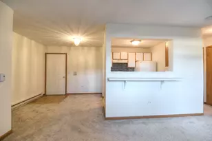 410 Cunat Blvd, Richmond, IL 60071 - Photo 5