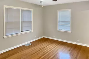 28 W 35th Pl, Steger, IL 60475 - Photo 9