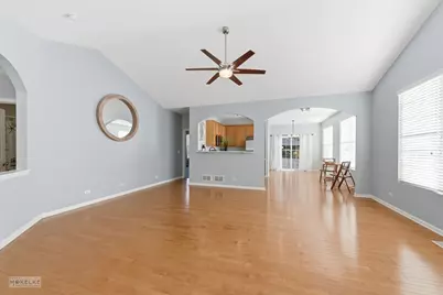 4022 Shoeger Court, Yorkville, IL 60560 - Photo 3