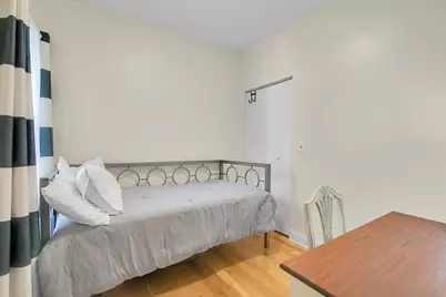 1647 W Sherwin Avenue #1, Chicago, IL 60626 - Photo 11