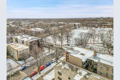 1647 W Sherwin Avenue #1, Chicago, IL 60626 - Photo 21
