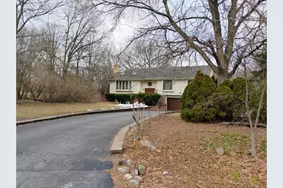 21 Sequoia Road, Hawthorn Woods, IL 60047 - Photo 1