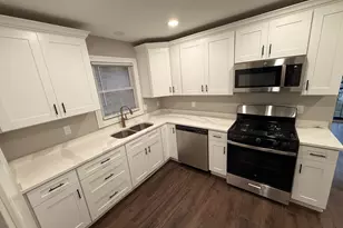 16024 Myrtle Ave, Harvey, IL 60426 - Photo 7