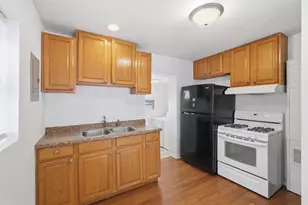 426 Alpine Dr, Round Lake, IL 60073 - Photo 11