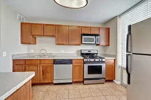 [Address not provided], Lombard, IL 60148 - Photo 3