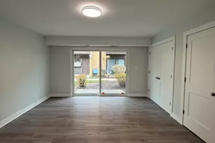 1173 S Forums Ct, Wheeling, IL 60090 - Photo 11