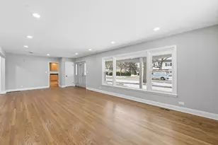 1220 N Hamlin Ave, Park Ridge, IL 60068 - Photo 3