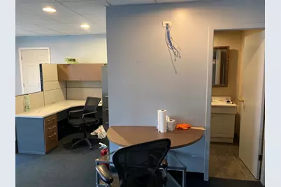 [Address not provided], Elk Grove Village, IL 60007 - Photo 9