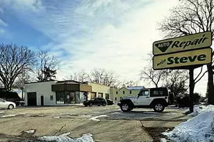 1131 Waukegan Rd, Glenview, IL 60025 - Photo 1