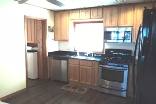 7711 W 82nd St, Bridgeview, IL 60455 - Photo 5