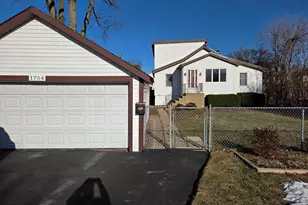 1754 E Lincoln Ave, Des Plaines, IL 60018 - Photo 31