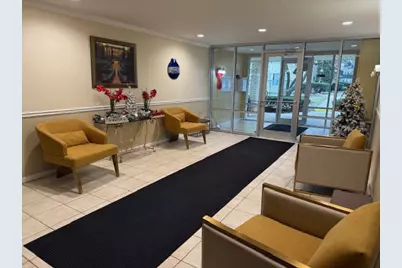 5510 Lincoln Avenue #B409, Morton Grove, IL 60053 - Photo 3