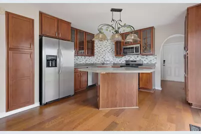 3029 Crystal Rock Road, Naperville, IL 60564 - Photo 5