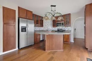 3029 Crystal Rock Rd, Naperville, IL 60564 - Photo 5