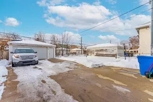 4706 N Kilpatrick Ave, Chicago, IL 60630 - Photo 31