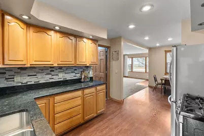 8555 S 79th Avenue, Justice, IL 60458 - Photo 15